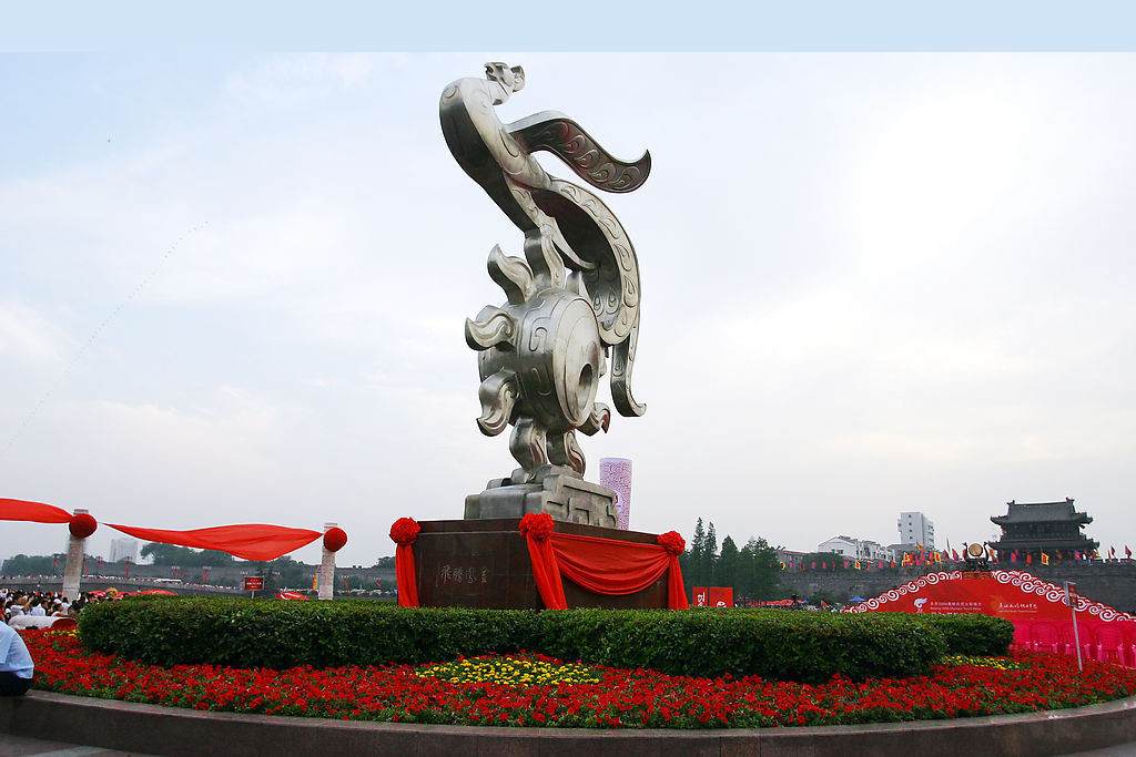 運輸過程中如何確保玻璃鋼雕塑的平整度？