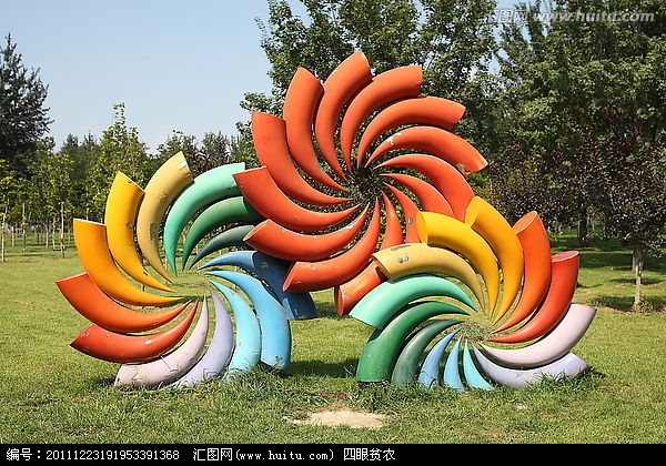 玻璃鋼雕塑的脫模和修整具體怎么操作？