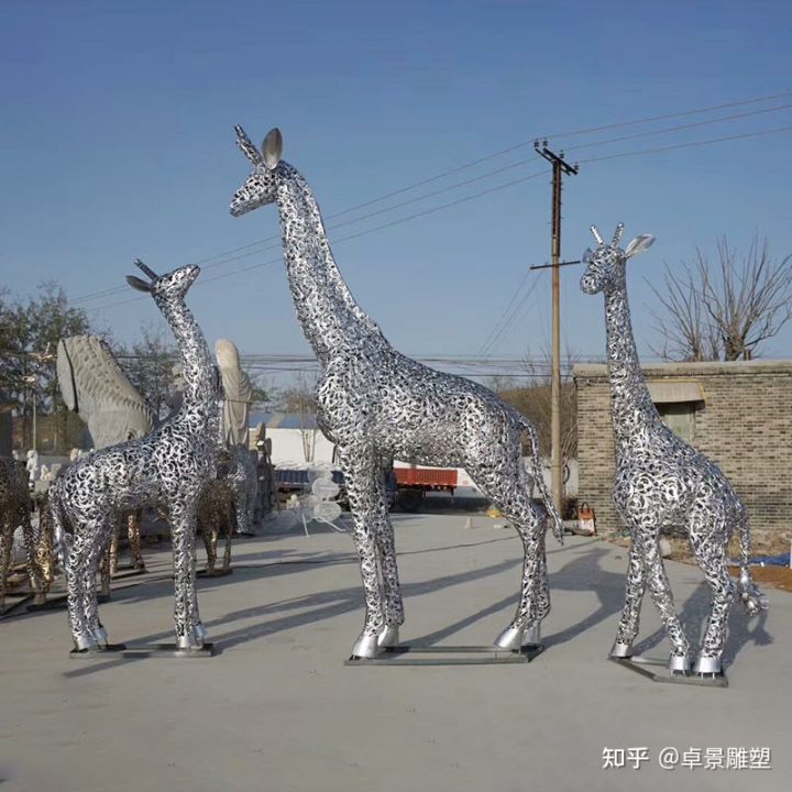 合適的雕塑材料是制作雕塑的關鍵！